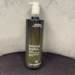 New Aveda botanical kinetics exfoliant. 500 ml